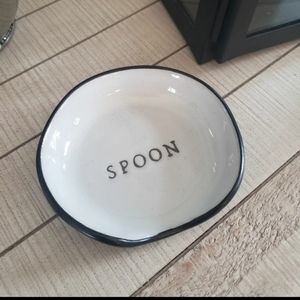 Hearth and hand by magnolia